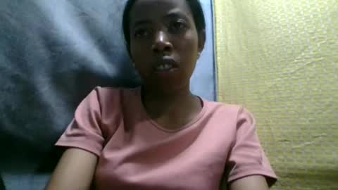 prisca880319 online show from April 23, 5:47 pm