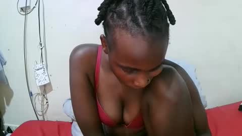 pritty_amber online show from April 23, 2:52 am