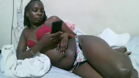 pritty_amber online show from March 12, 6:50 am