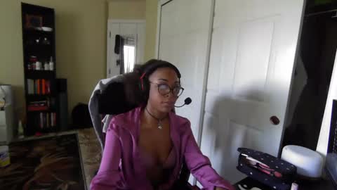 Snapshot of productivepussy chatting on September 11, 6:09 pm ProductivePorn online show from September 11, 6:09 pm