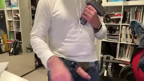 puffiest online show from May 28, 9:51 am