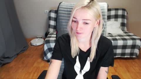 Polly online show from January 16, 2:15 pm