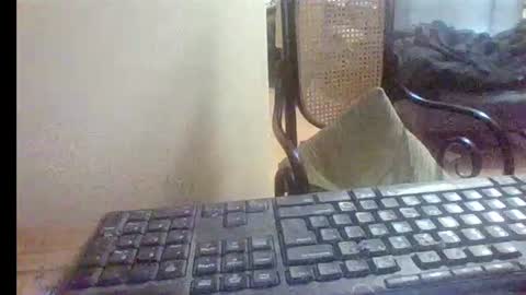 pup_y online show from February 25, 8:01 pm