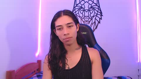 Cris online show from December 19, 4:46 pm