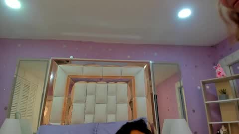 Experienced guys  online show from April 27, 8:17 pm