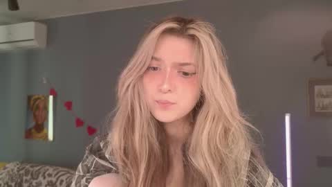 Bella online show from March 25, 5:36 am