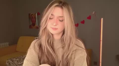 Bella online show from February 20, 5:51 am