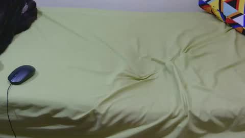 Snapshot of purple_raaine chatting on October 22, 8:10 pm purple Rain online show from October 22, 8:10 pm