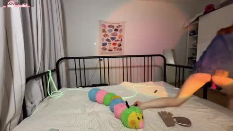 Snapshot of purplebeawer chatting on September 8, 9:36 pm Francine online show from September 8, 9:36 pm