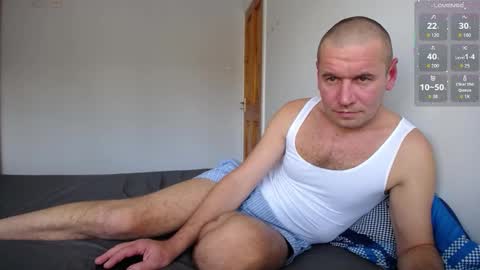 Snapshot of pushka13 chatting on October 4, 4:49 pm Valdis online show from October 4, 4:49 pm