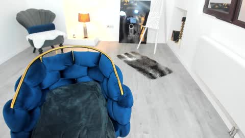 Snapshot of pussydollxx chatting on March 10, 9:51 pm Andreea online show from March 10, 9:51 pm