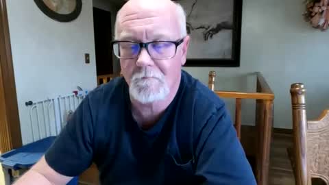 pussylover1365 online show from February 26, 9:53 pm