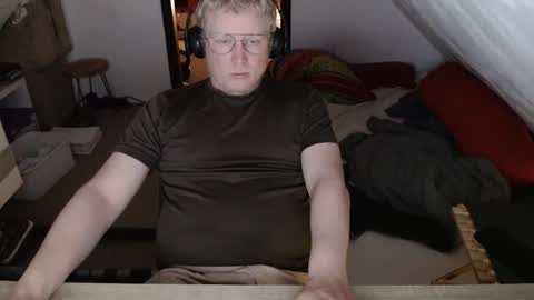 pussylovercb online show from May 7, 9:54 pm