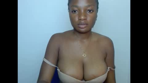 pussyxwetx online show from October 19, 5:06 pm