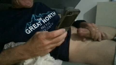 pyro5962 online show from June 15, 10:57 pm