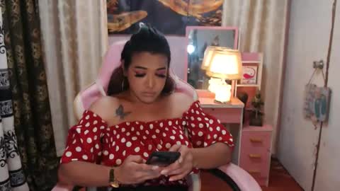 Queen Agatha online show from March 6, 11:03 am