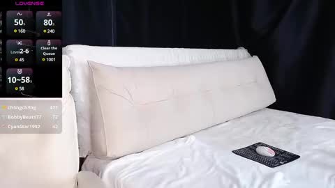 qianqian_ online show from March 1, 5:49 pm