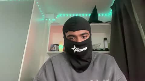 qosmo123 online show from March 19, 2:28 am