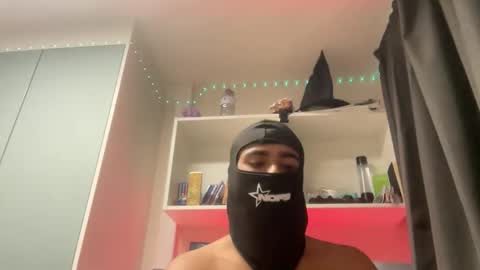 qosmo123 online show from March 29, 4:14 am