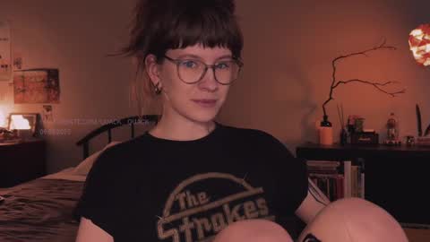    online show from March 6, 3:24 pm