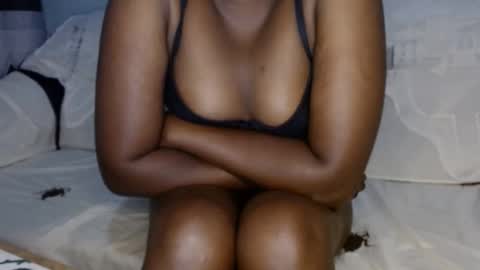 emmie online show from February 18, 1:32 am