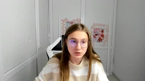 Amelie online show from May 27, 8:22 am