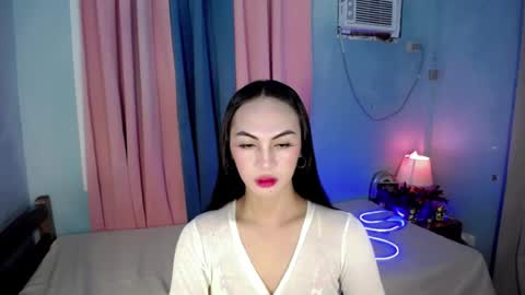 queen_danaya online show from July 3, 7:07 pm