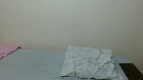 queen ema online show from October 22, 2:37 am