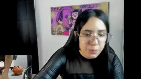 queen_findom1 online show from December 22, 5:36 am