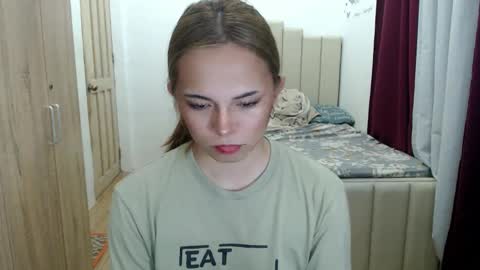 shawny online show from February 12, 4:38 am