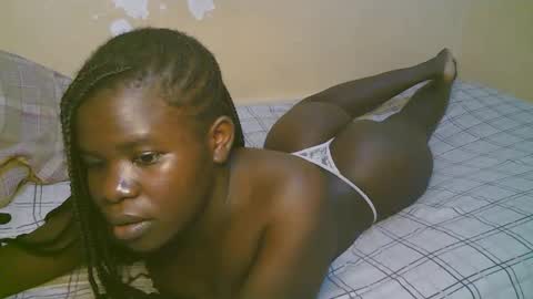 queen_latasha online show from May 15, 8:05 pm