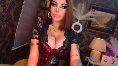 queen mira  maria shantal online show from September 29, 6:29 pm