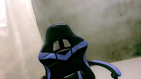 queen_mj_xoxoxo online show from April 6, 9:32 am