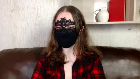 Nora online show from April 28, 11:31 pm