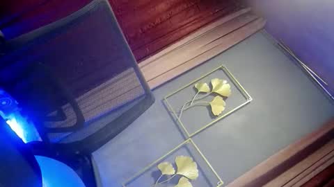 CALL ME YOUR QUEEN AIVY1 online show from September 12, 10:34 pm