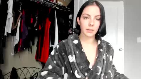Queen Blaire online show from June 9, 7:02 pm