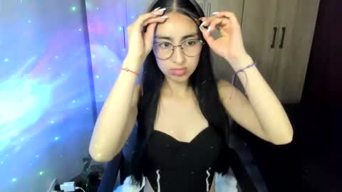 queenbyte_18 online show from February 22, 2:48 am