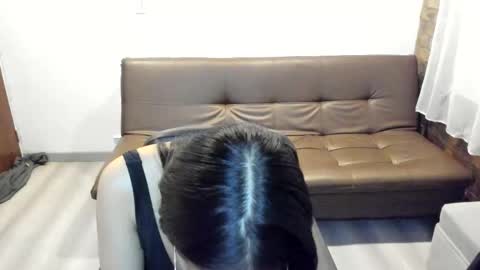 queenbyte_18 online show from May 17, 5:05 am