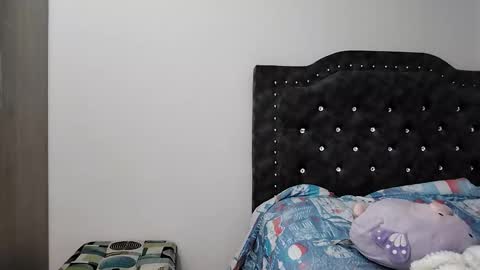 QUEENJEENN online show from October 27, 7:14 pm