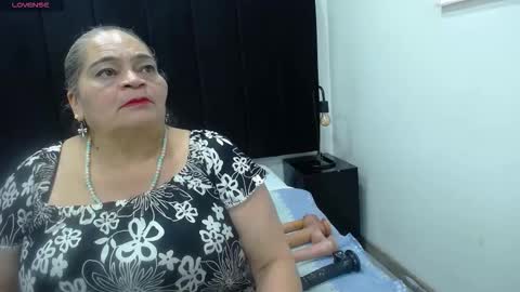 VickyBoobss online show from December 15, 8:27 pm