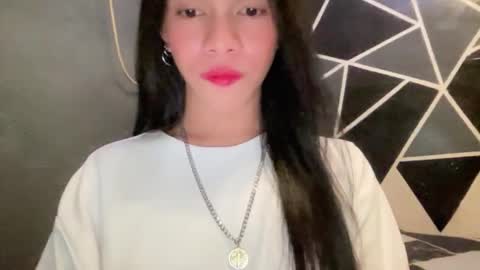 QUEEN online show from March 15, 12:08 pm