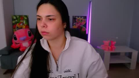 Snapshot of queenofthesense chatting on October 23, 11:34 am Patricia online show from October 23, 11:34 am