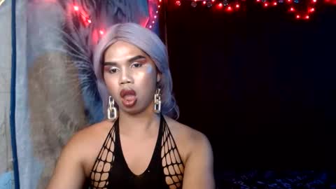 queenpinayebony_xx online show from May 28, 3:10 pm