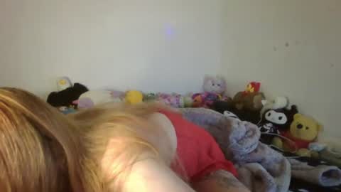 Queen Raven online show from July 14, 5:18 pm