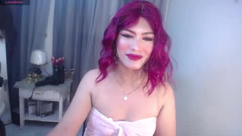 Sabrina online show from December 21, 2:45 pm