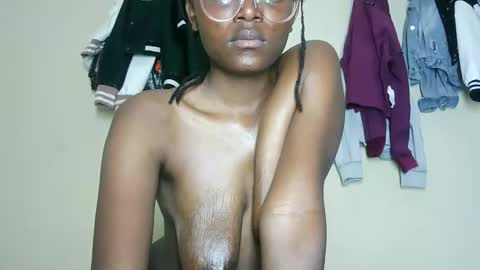 queentasha342215 online show from November 20, 8:02 am