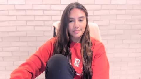 Val  -  online show from January 4, 4:44 am