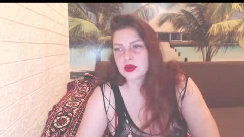 Snapshot of queenxnatasha chatting on October 23, 8:21 pm queenxnatasha online show from October 23, 8:21 pm