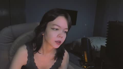 quietluxury online show from February 27, 1:37 pm