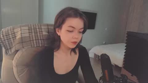 quietluxury online show from July 23, 12:47 pm